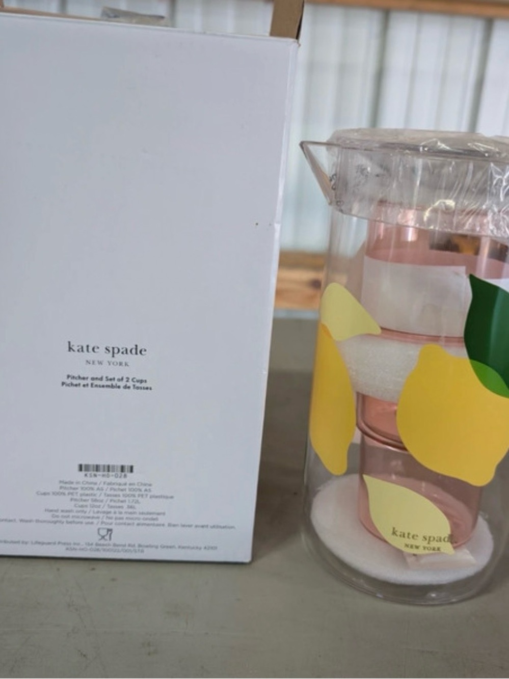 kate spade New York Pitcher and Cup Set